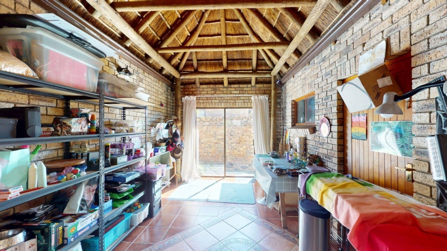 3 Bedroom Property for Sale in Summerstrand Eastern Cape